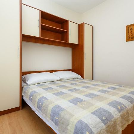 Apartman Jezevac クルク エクステリア 写真