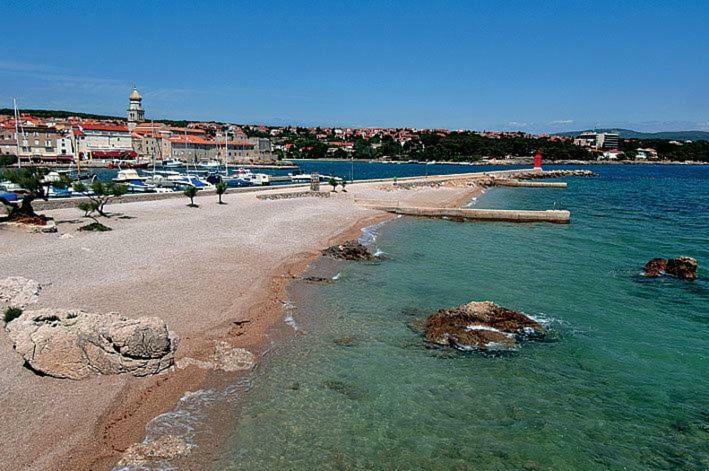 Apartman Jezevac クルク エクステリア 写真