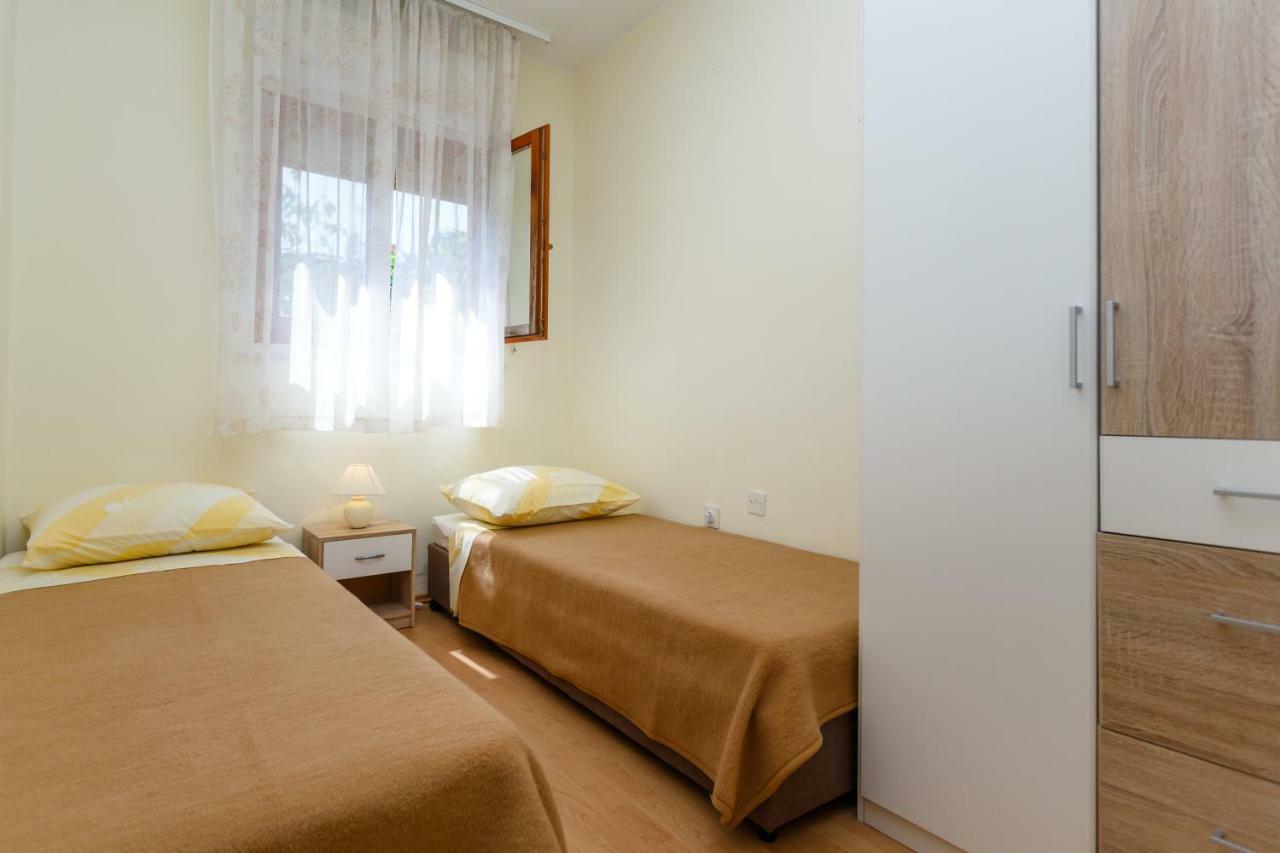 Apartman Jezevac クルク エクステリア 写真