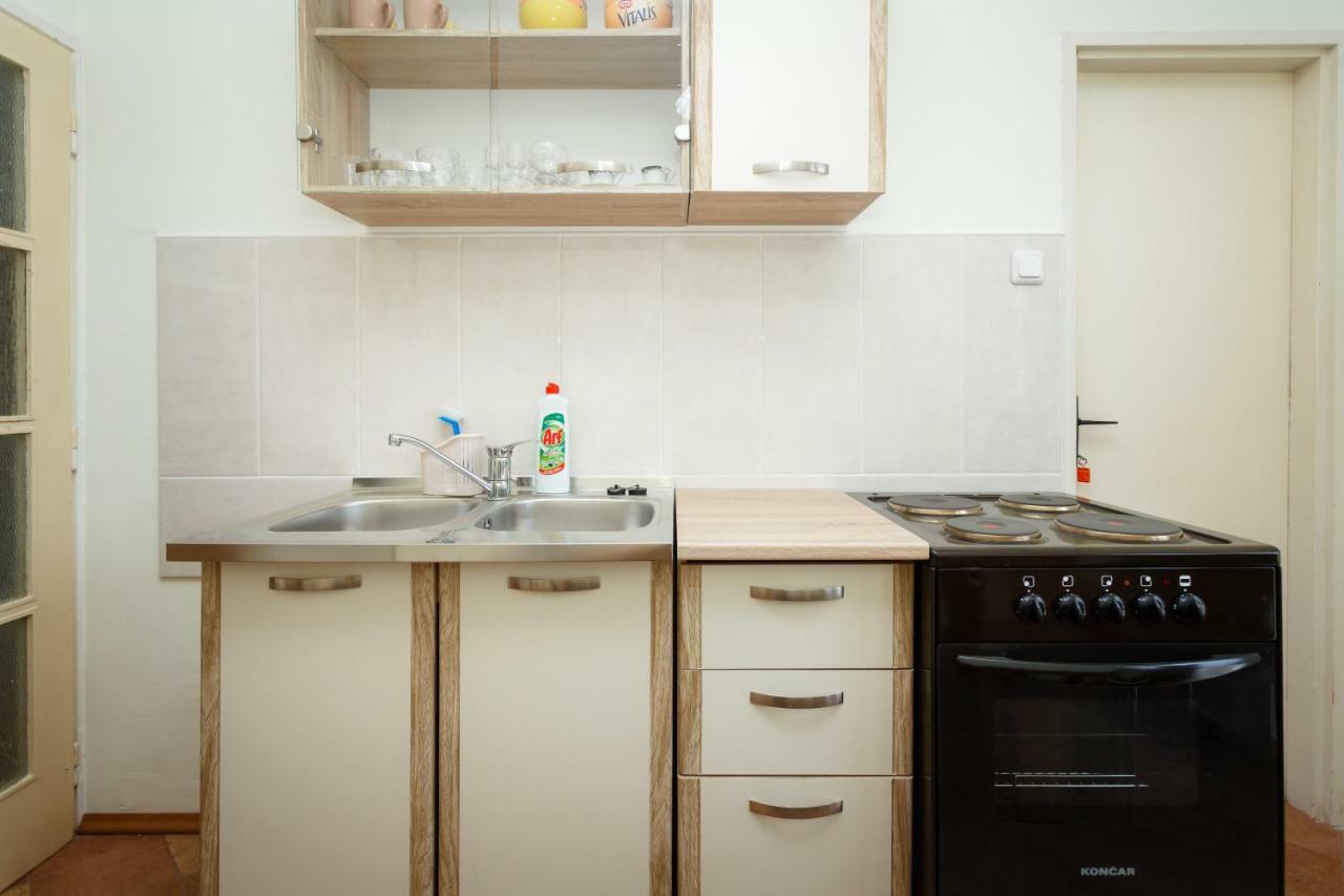 Apartman Jezevac クルク エクステリア 写真