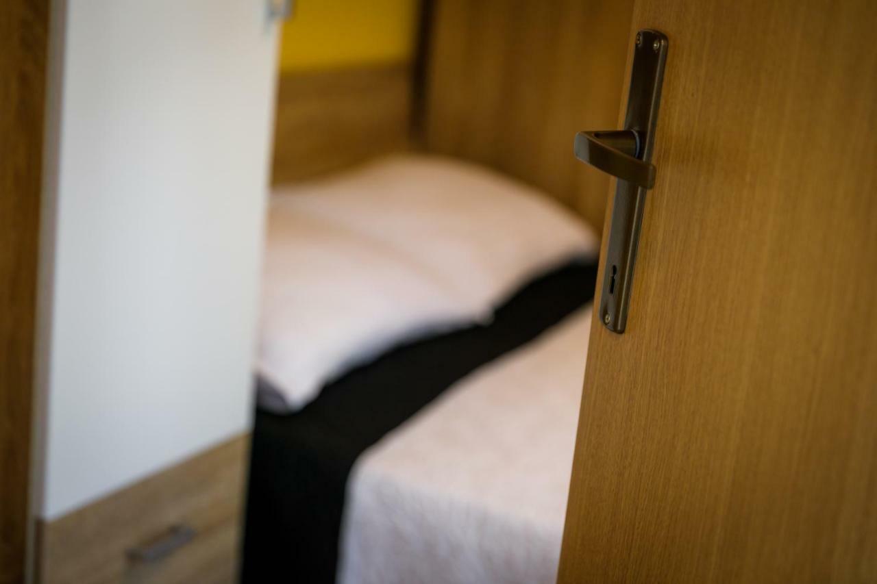 Apartman Jezevac クルク エクステリア 写真